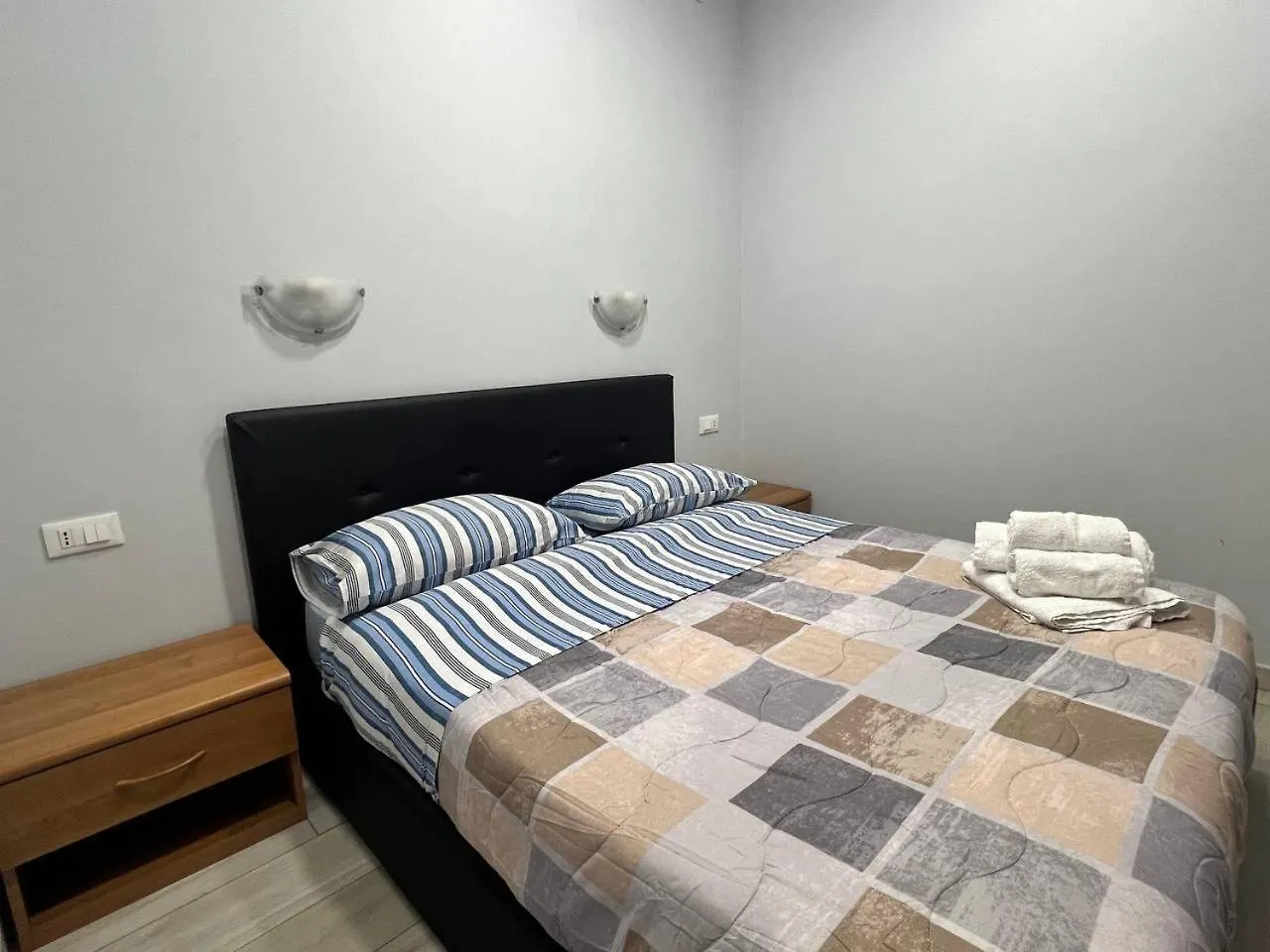 Myhouse 4 - Centro Sicilia Aeroporto Humanitas Apartment Catania